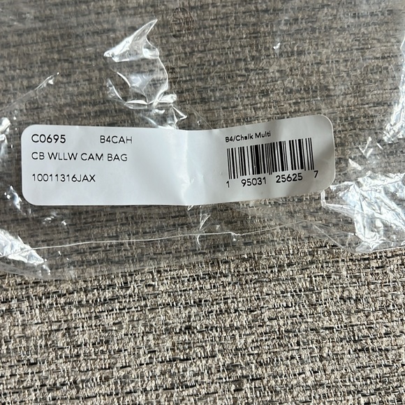 Coach Willow Camera Crossbody Bag In Colorblock - Picture 2 of 6